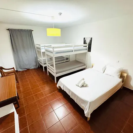 Nova T1 Rua Da Oura *