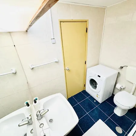 Apartment Nova T1 Rua Da Oura *
