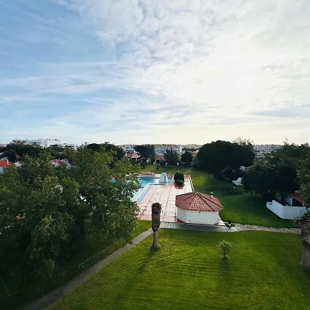 Nova T1 Rua Da Oura شقة *